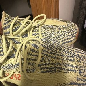 Like new Yeezy 350